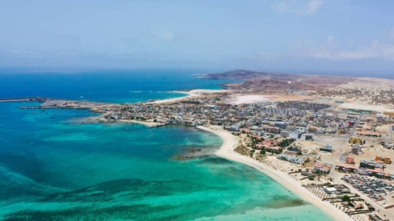 Salt Island: 4 hr sea excursion to Buracona or Pedra de Lume - Who Should Consider This Tour?