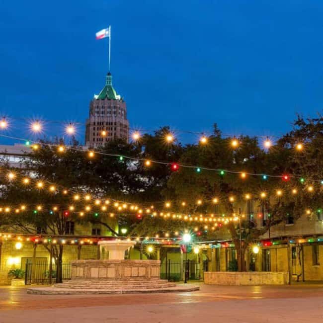 San Antonio: Holiday Sights & Festive Nights Trolley Tour - The Highlights of the Tour