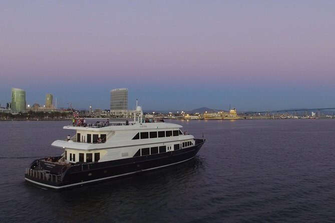 San Diego Harbor Dinner Cruise - The Sum Up