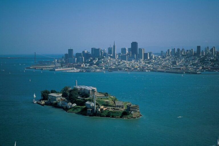 San Francisco: 2 Day Hop-On Hop-Off 20-Stop Deluxe Bus Tour - Deep Dive into Key Stops
