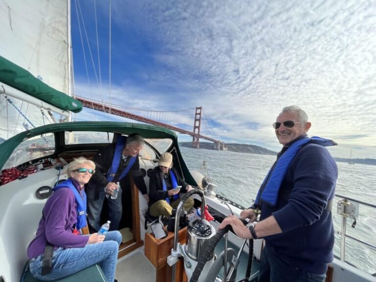 SAN FRANCISCO: (2hr) PRIVATE Sailing Experience 6 Guests - The Sum Up