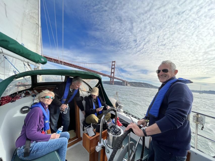 SAN FRANCISCO: (2hr) PRIVATE Sailing Experience 6 Guests - The Sum Up