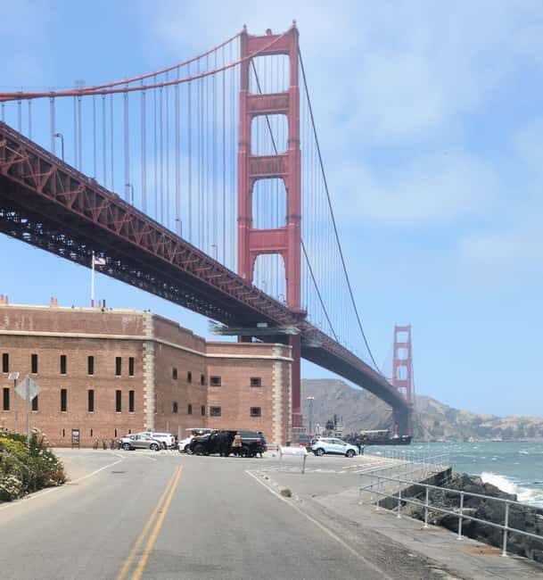 San Francisco Private City Tour in New EV Volkswagen Van - What the Reviews Say
