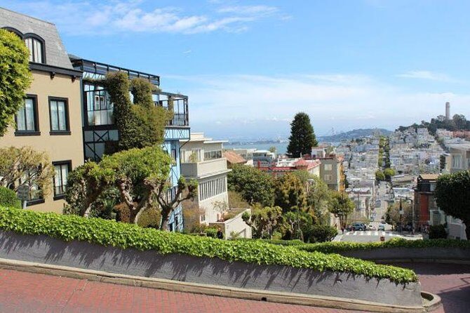 San Francisco Urban Hike: Coit Tower, Lombard Street and North Beach - What’s Included and What to Expect