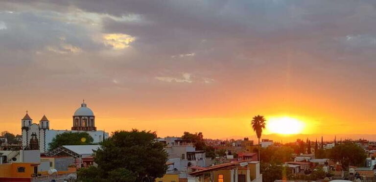 SAN MIGUEL SUNSET WALKING TOUR - Why Travelers Love This Tour