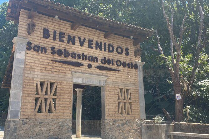 San Sebastián del Oeste, a town between mountains - What Travelers Can Expect