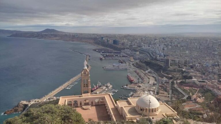 Santa Cruz: Guided tour of the Fort and the chapel - Who Will Enjoy This Tour?