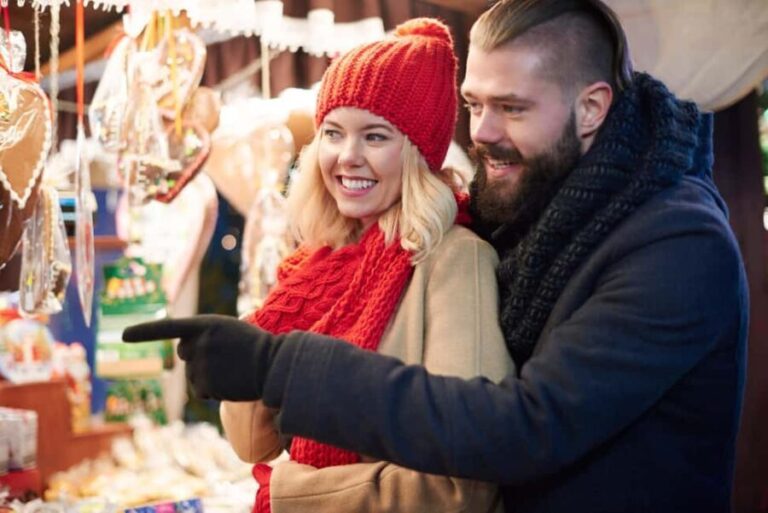 Santa Fes Private Enchanted Christmas Stroll - What to Expect from the Enchanted Christmas Stroll