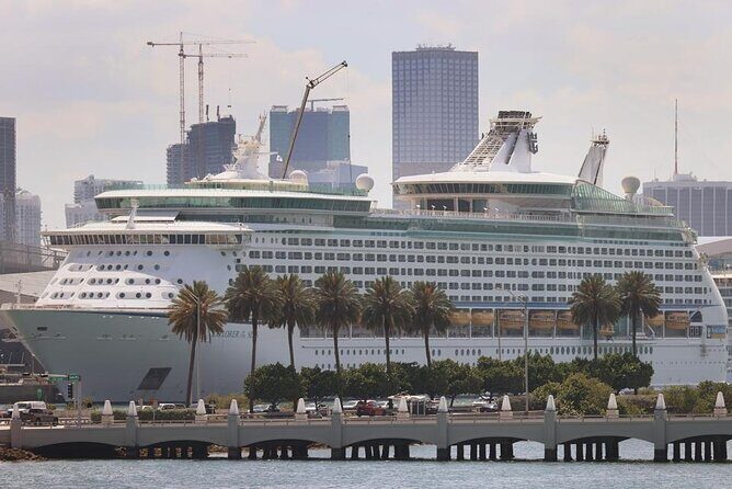 Santa Monica Private Transfer to or from Los Angeles. - The Itinerary Breakdown
