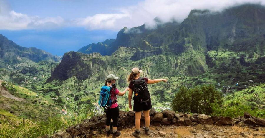 Santo Antão: Hiking Cova Volcano Crater to Ribeira Paúl