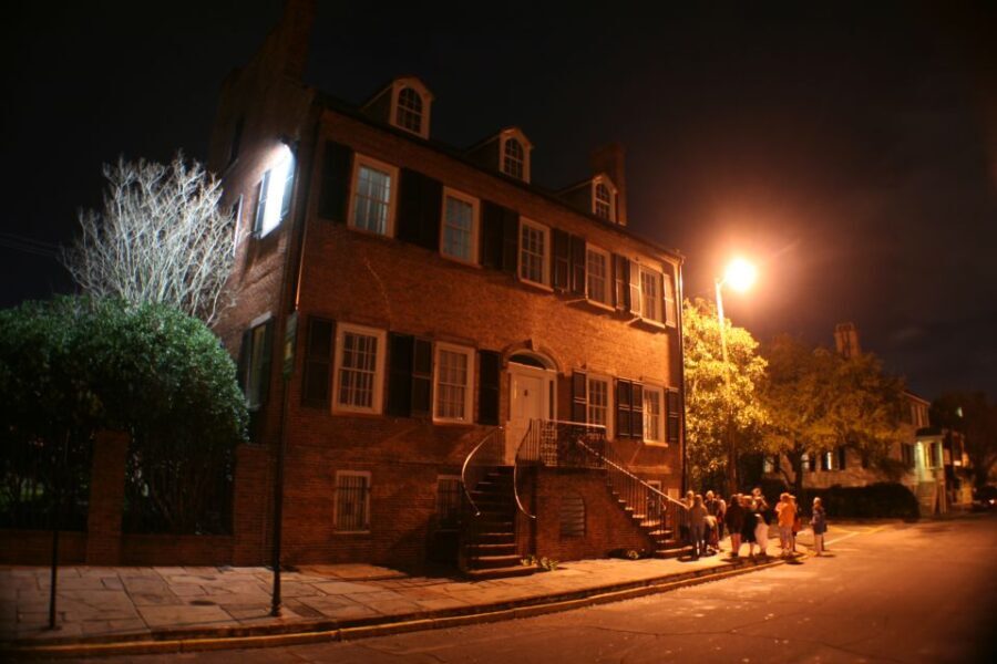 Savannah: Pub Crawl and Ghost Tour - The Value of This Experience