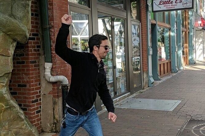 Scavenger Hunt Adventure in Lexington by Crazy Dash - The Experience in Action: What Travelers Say