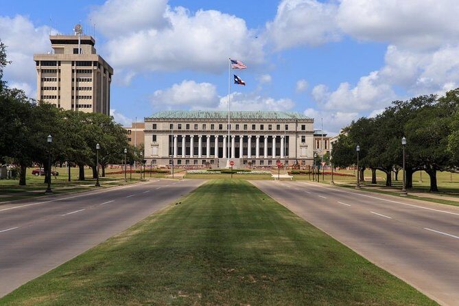 Scavenger Hunt: Playin with the Aggies in College Station! - Who Will Love This?