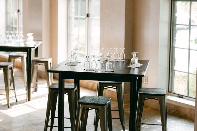 Seated Tasting Experience at Konzelmann Winery - The Practicalities: Location, Duration, and Cost