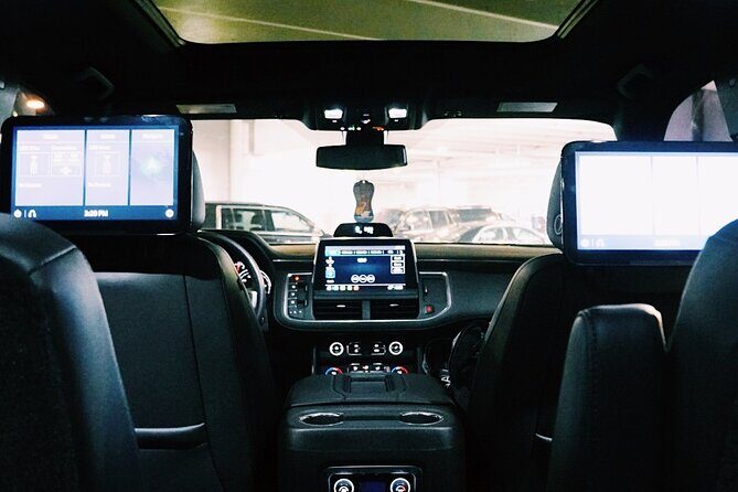 Seattle Departure Chauffeur Driven Airport Transfer by Executive SUV - The Experience in Detail