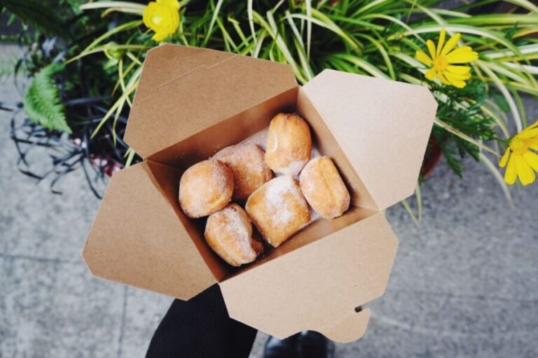 Seattle: Guided Delicious Donut Tour with Tastings - What’s Included and How It Works
