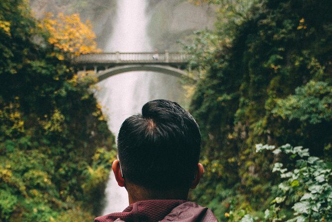 See Multnomah, two waterfalls & Vista House (Transport Included) - The Experience of a Guide