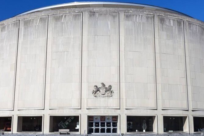Self-Guided Harrisburg Scavenger Hunt: Capitol Reflections - Authentic and Engaging Landmarks