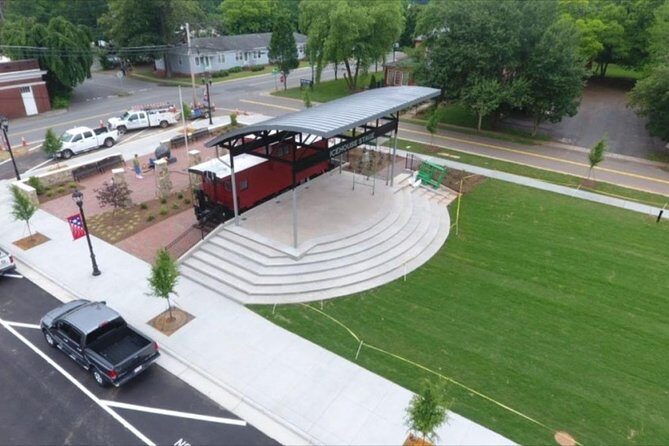 Self-Guided Huntersville Scavenger Hunt: Happy Huntersville - The Experience in Practice