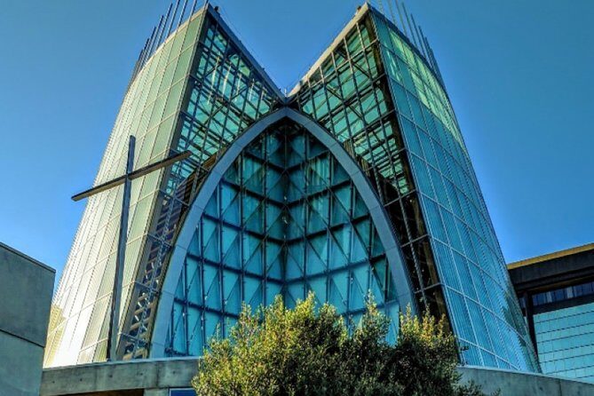 Self-Guided Scavenger Hunt: Oakland Charms - An In-Depth Look at the Oakland Charms Scavenger Hunt