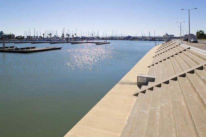 Self Guided Scavenger Hunt: Sparkling City by the Sea - Highlights and Unique Stops