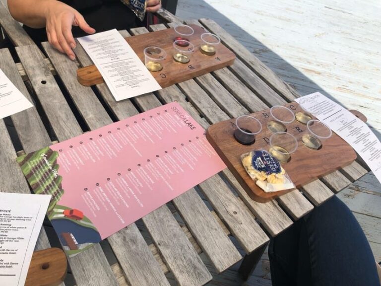 Seneca Lake: Wine Tasting Tour with Lunch - Exploring the Itinerary and Wineries