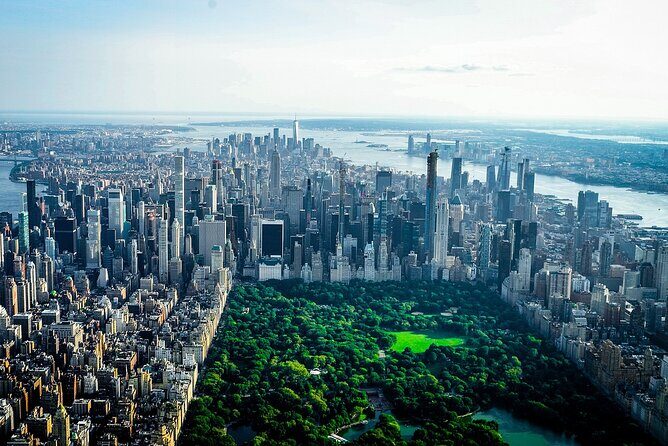 Shakespeare in Central Park: Self-Guided Story Quest - Who is this experience best suited for?