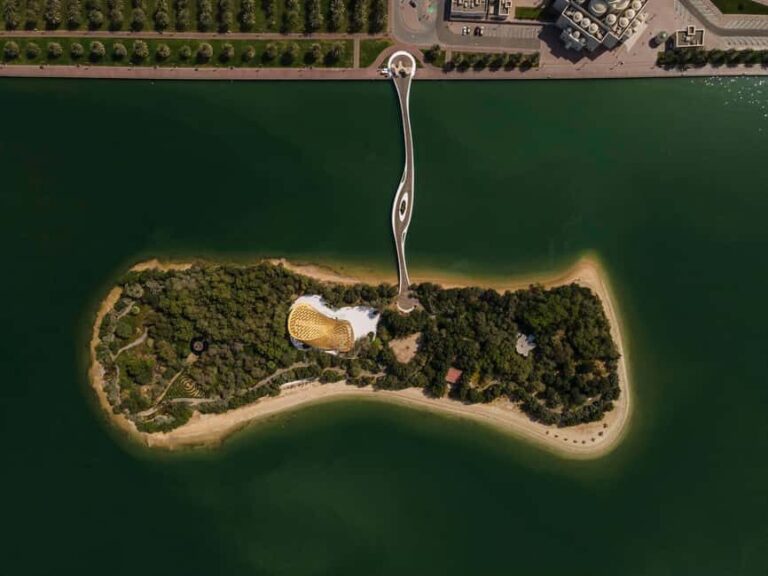 Sharjah: Al Noor Island and Butterfly House Entry Ticket - Authentic Perspectives from Visitors