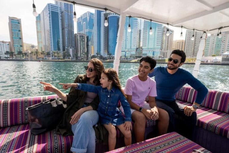 Sharjah: Private Traditional Abra Boat Tour - What Makes This Tour Stand Out
