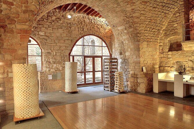 Sidon, Tyre, Maghdouche - The Experience of Transportation and Guides