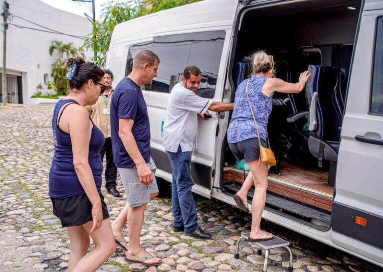 Signature City Tour: The Private Experience - The Value of a Private Tour