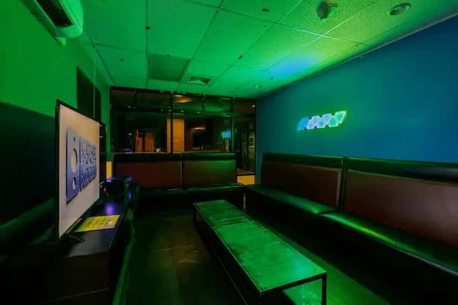 Sing Your Heart Out: Kapolei Karaoke Experience - Practical Tips for Your Karaoke Visit