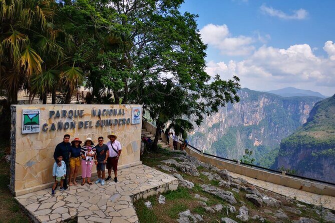 Sink Canyon, Viewpoints and Chiapa de Corzo. - Exploring Chiapa de Corzo: Charm and Culture