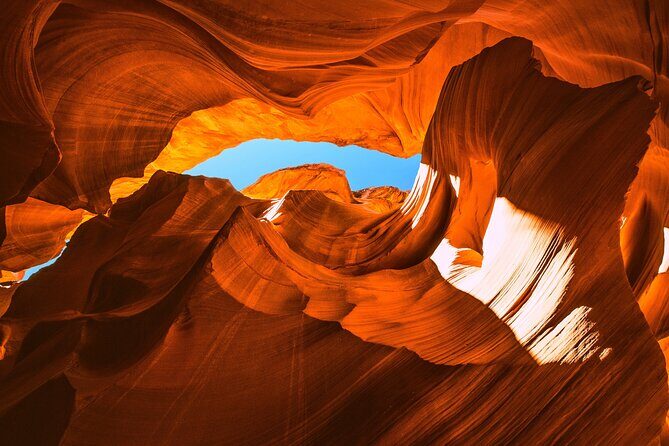Small Group Antelope Canyon & Horseshoe Bend Tour from Las Vegas - Who Should Consider This Tour?