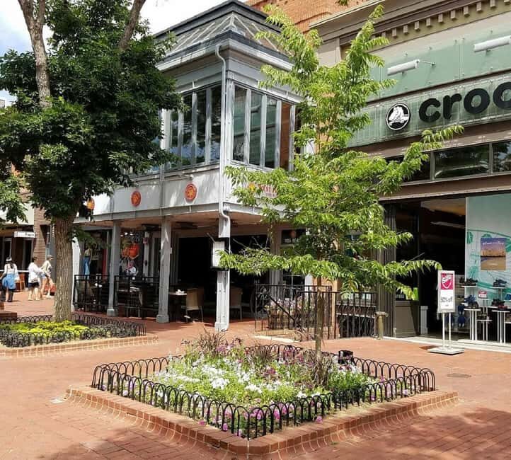 Small Group: Characteristic Towns around Denver 1-Day Tour