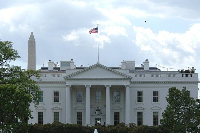 Small Group DC Tour by Van - What Makes This Tour Stand Out