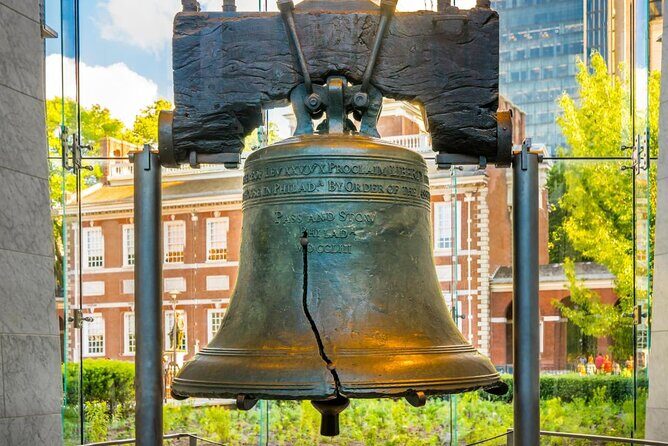 Small-Group Discovering Colonial Philadelphia Public Walking Tour - Authentic Experiences Highlighted by Reviews