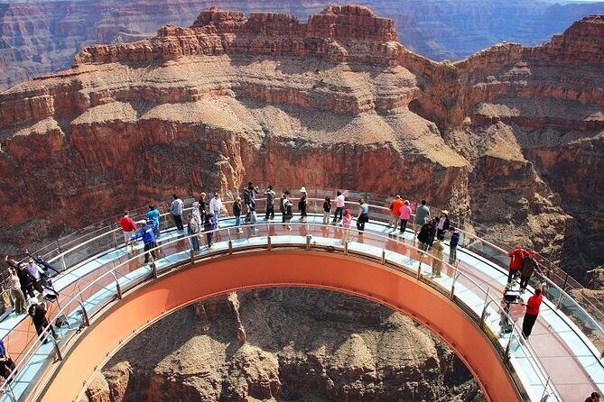 Small Group Grand Canyon, Hoover Dam and 7 Magic Mountains Tour - An In-Depth Look at the Tour Itinerary