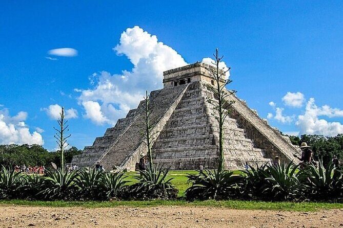 Small Group Tour to Chichen Itza, Cenote and Ekbalam from Cancun - Itinerary Breakdown: What You’ll See and Experience