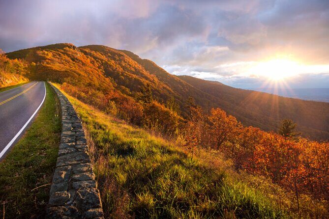 Small Group Washington DC to Shenandoah &Luray Caverns 1-Day Trip - The Scenic Drive along Skyline Drive