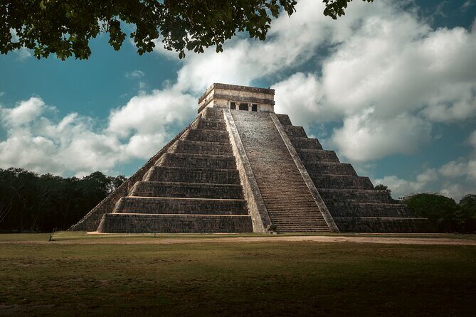 Small Group with early access to Chichen Itza, Ekbalam and Cenote - Transportation and Group Size: Comfort and Intimacy