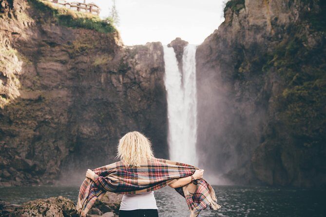 Snoqualmie Falls + Wine Tasting: All-Inclusive Small-Group Tour - Exploring Woodinville Wine Country