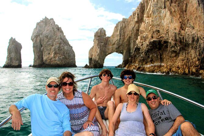 Snorkeling and whale watching Tour in Cabo - What Makes This Tour Stand Out?