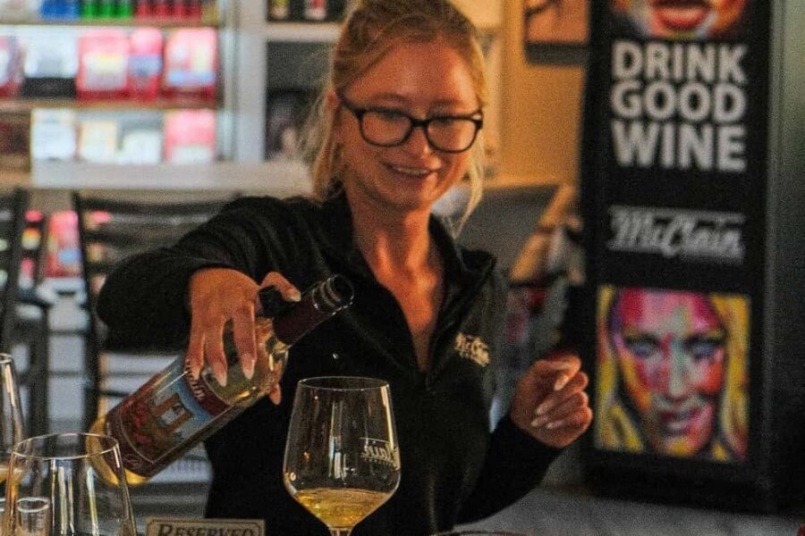 Solvang: Santa Ynez Valley Wine Walking Tour with Tastings