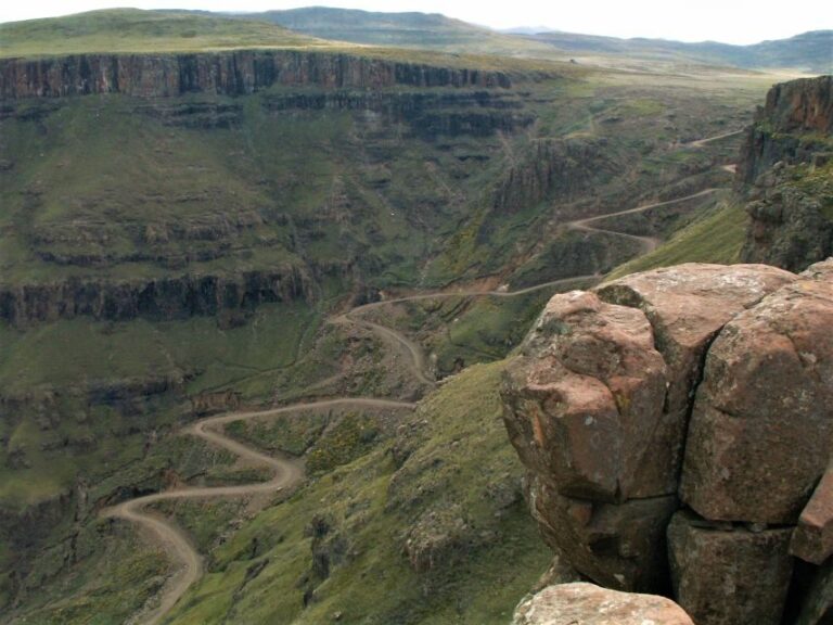 South Africa: 2-Day Lesotho Pony Trek & 4x4 Sani Pass Ride - Exploring the Mountain Villages