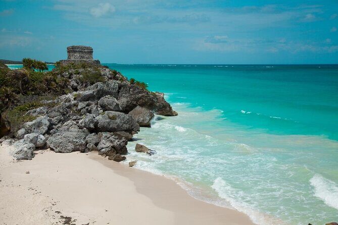 Sport Fishing at the Caribbean Sea. Enjoy an amazing time with friends & family - Practical Details and Value