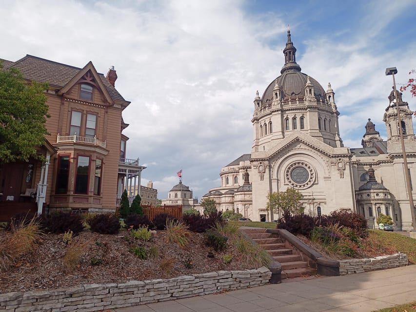 St. Paul - Summit Avenue Haunted History Ghost Walking Tour