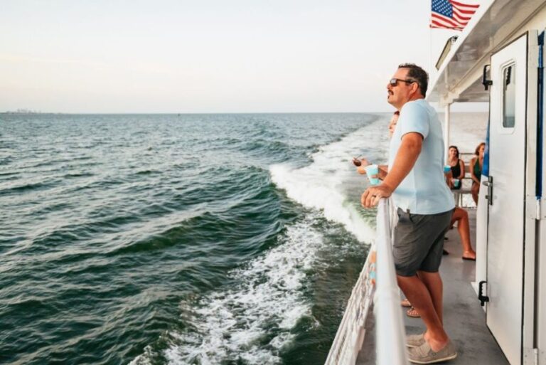 St. Petersburg: Sunset Cruise with Sunshine Skyway Bridge - Analyzing the Value