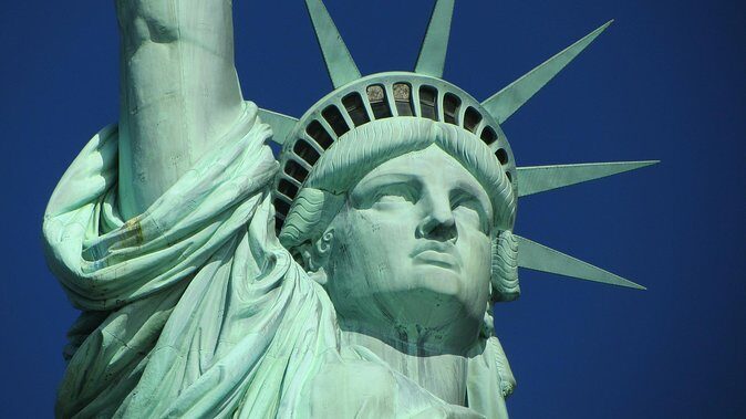 Statue of Liberty and Ellis Island Tour in Spanish - Who Is This Tour Best For?