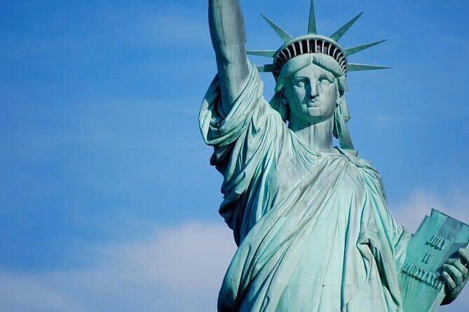 Statue of Liberty and Wall Street Highlights Tour in New York - Transportation, Group Size, and Practical Tips